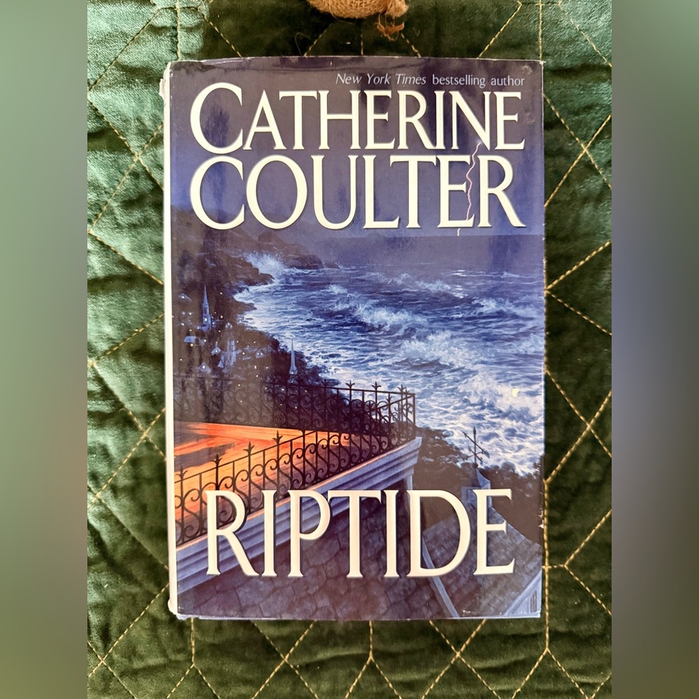 RIPTIDE BY CATHERINE COULTER- HARDBACK BOOK